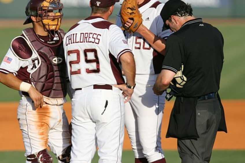 Baseball Coaching Keys <!-- [Get the Most out of Your Team] -->