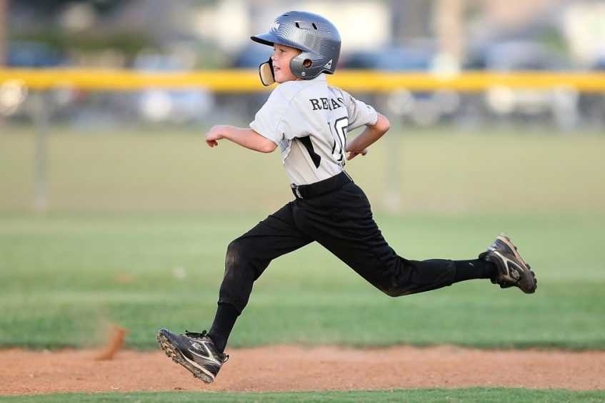 Baseball Instincts: When Outfielders should Leave their Feet - 365 Days to Better Baseball