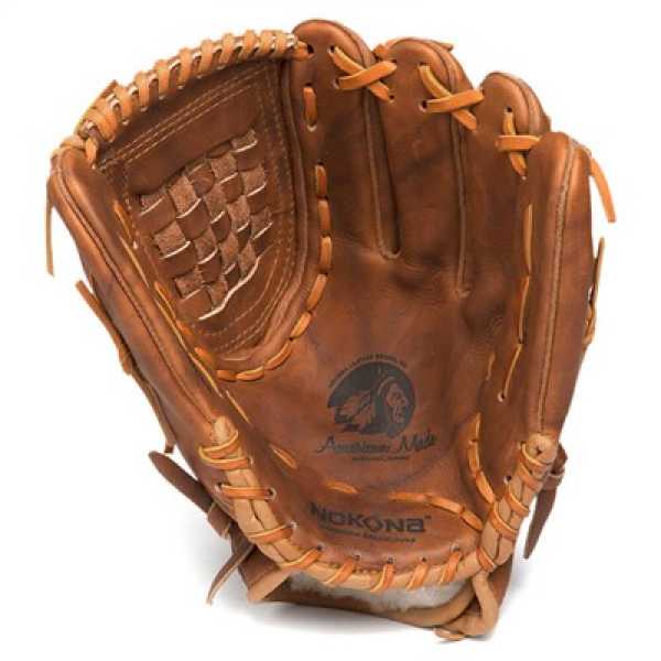 Walnut W-1300 13 Inch Baseball Glove from Nokona